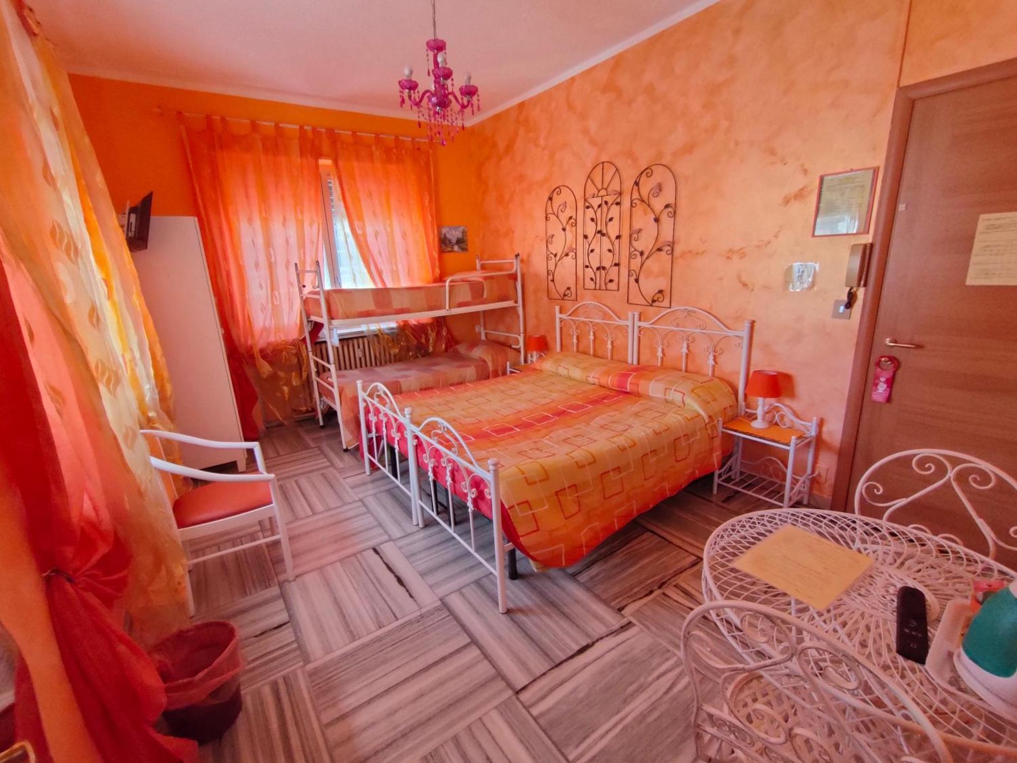 Serenella Hotel 2*